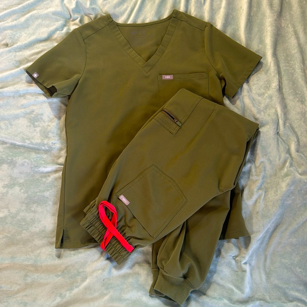 FIGS Dark Olive High-Waisted Zamora Set (XS)